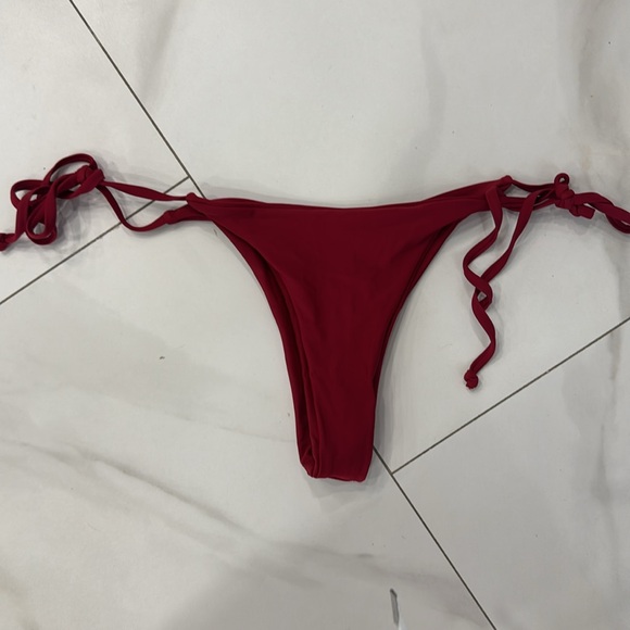 Zaful Floral Bikini Set with Burgundy Bottoms.  Sz L - Picture 3 of 5
